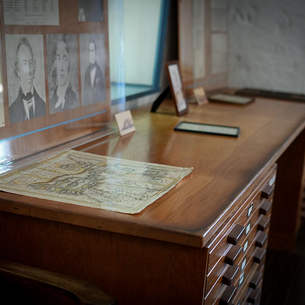 image of interior of Baldwin Home in Lahaina.